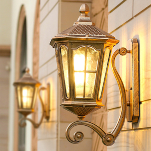 Lampe murale extérieure traditionnelle super lumineuse en fer, LED étanche 3500K blanc chaud, luminaire mural de jardin, 10 ans de garantie - Product Image 1
