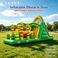 Structure gonflable pour enfants avec toboggan, aire de jeux extérieure, parcours d'obstacles, location pour fêtes et divertissement
