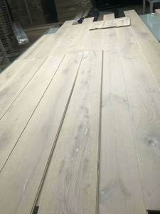 Suelos <span class=keywords><strong>de</strong></span> madera <span class=keywords><strong>de</strong></span> roble <span class=keywords><strong>de</strong></span> grano recto Edgy, suelo <span class=keywords><strong>de</strong></span> madera dura con sistema T & G <span class=keywords><strong>de</strong></span> <span class=keywords><strong>cambio</strong></span> químico aceitado blanco para uso en interiores - Product Image 3