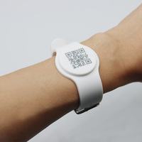Fabrication de bracelets en silicone personnalisés, bracelets RFID, bracelets NFC avec logo ou code QR pour enfants et adultes
