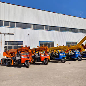 עגור שלדת תלת אופן עם עגור מיני 5 טון הרמת עגור מיני תוצרת סין - Product Image 5