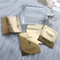Autocollants en métal aluminium personnalisés, imprimés par UV, gaufrés, imperméables, étiquettes d'emballage pour flacons de parfum, artisanat de bougies, résistants