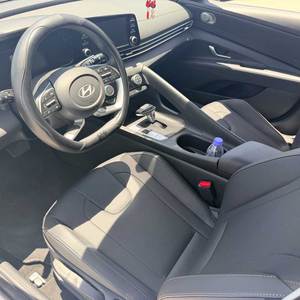 Hyundai Elantra 2025 Usado, 1.5L CVT, Bajo Kilometraje, Buen Estado, Sedán Familiar, Vehículo de <span class=keywords><strong>Segunda</strong></span> <span class=keywords><strong>Mano</strong></span>, Económico, de Gasolina, en Venta - Product Image 6