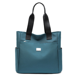 Sacs fourre-tout personnalisés pour femmes, sac fourre-tout en toile, grand sac à bandoulière avec poches, sacs à main de luxe pour femmes - Product Image 1