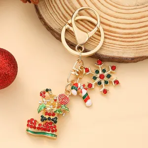 Porte-clés créatif Sapin de Noël et Chaussures Cadeau de Noël, Pendentif de sac en alliage, Petit cadeau de la série Noël - Product Image 4