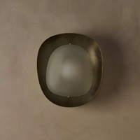 Lampu Dinding LED Besi Postmodern Desainer Warna Putih Gading untuk Ruang Tamu, Latar Belakang TV, Kamar Tidur, Lampu Samping Tempat Tidur, Lampu Tangga, Penggunaan Hotel
