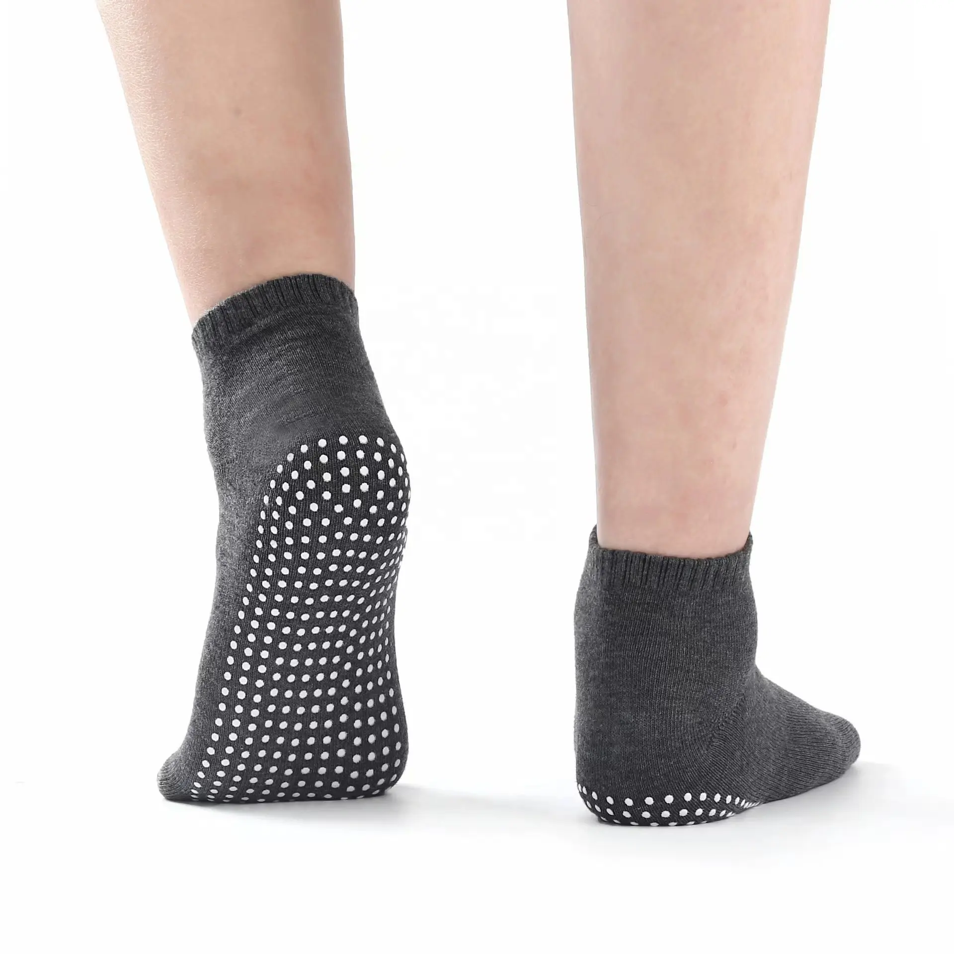 high quality sports adult unisex grip ankle socks cotton black mens grip socks anti slip pilates yoga sock for men