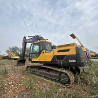 Excavatrice sur chenilles hydraulique d'occasion VOLVO EC250D de 24 tonnes, robuste, avec accessoires gratuits pour la construction