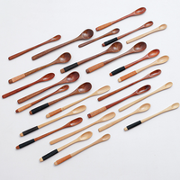 Cuillère en bois faite à la main résistante à la chaleur multifonctionnelle de taille différente pour la cuisine, le café, le sucre et le miel