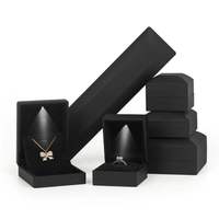 Boîtes à bijoux Offres Spéciales emballage boîtes à bijoux avec lumières led bracelet collier bague boîte de rangement de bijoux