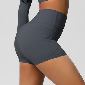 Shorts de yoga taille haute avec poches, sans coutures, couleur unie, en spandex et polyester, séchage rapide, logo sur la taille - Product Image 2