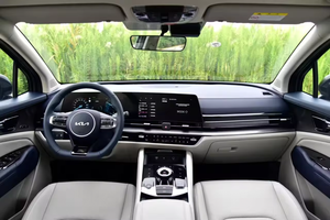 Vente Chaude 2025 Gros Rabais <span class=keywords><strong>Prix</strong></span> de Gros SUV Véhicules d'<span class=keywords><strong>Occasion</strong></span> <span class=keywords><strong>KIA</strong></span> <span class=keywords><strong>Sportage</strong></span> 2024 Voiture Économique 5 Places pour Usage Familial - Product Image 5