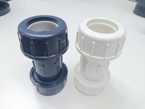 <span class=keywords><strong>Accessori</strong></span> di accoppiamento a compressione <span class=keywords><strong>in</strong></span> <span class=keywords><strong>pvc</strong></span> bianco grigio plastica <span class=keywords><strong>per</strong></span> raccordi <span class=keywords><strong>per</strong></span> <span class=keywords><strong>tubi</strong></span> idraulici - Product Image 4