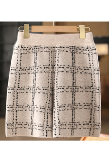 Minigonna in Cashmere 100% per Donna, Vita Alta Elasticizzata, Motivo a Quadri, Casual da Ufficio, Aderente, Autunno Inverno, Lavorata a Maglia - Product Image 6