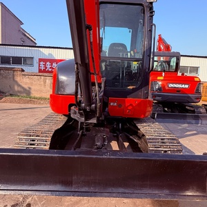 Excavatrice sur chenilles Kubota KX163 avec godet de 0,48 m³, moteur de 75 kW à haute efficacité, poids de 16 300 kg, excavatrice de taille moyenne - Product Image 2
