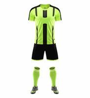 Tenues de football personnalisées 100% polyester orange, ensembles complets pour jeunes garçons