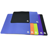 Tapis de souris de jeu XL personnalisé Esports Base, bords cousus, surface en tissu lisse, base en polyuréthane Poron non toxique, logo personnalisé