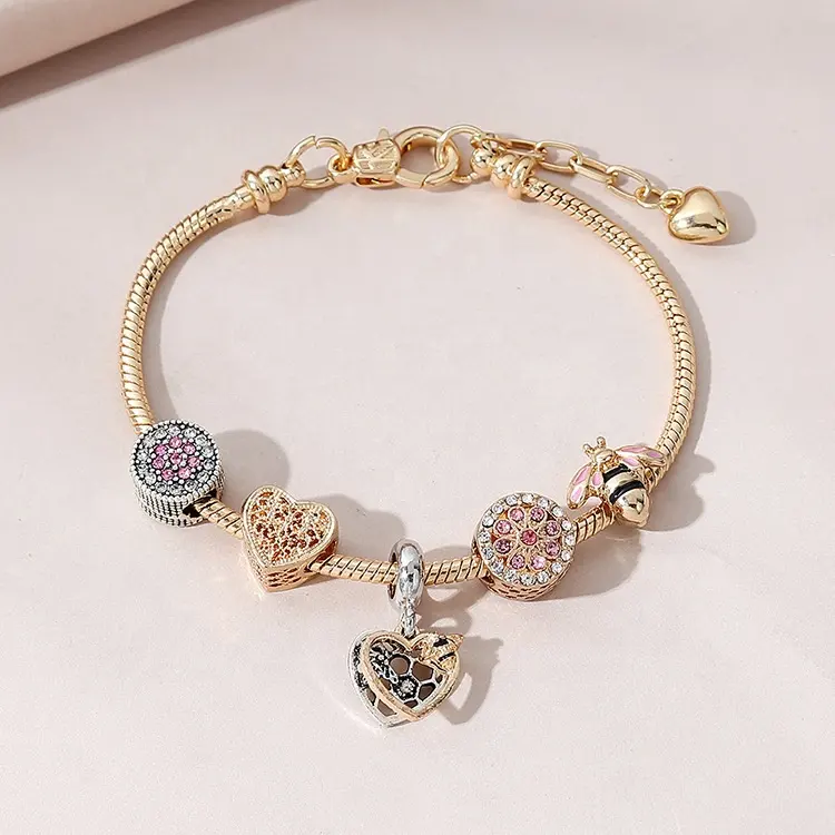 Offre Spéciale plaqué or coeur abeille bracelet à breloques réglable grand trou perles strass cristal pendentif bracelet pour les femmes