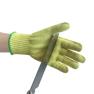 Industrial Aramid <strong>Cut</strong> Resistant Gloves Level 3 Protection with Heat Insulation for Metal Processing and Foundry Work - Product Image 2