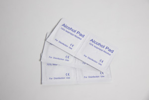 Almohadillas de preparación de <span class=keywords><strong>Alcohol</strong></span> de 200 piezas Toallitas de <span class=keywords><strong>alcohol</strong></span> isopropy medianas Hisopos de primeros auxilios envueltos individualmente para cortes y rasguños - Product Image 5