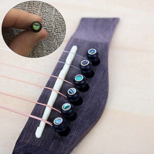Guitarra Acústica de 6 Cuerdas con Diapasón de Hueso de Buey, Incrustaciones de Nácar, Púas de Puente de Ébano, Pestillo de Hueso y Tirador de Trastes - Product Image 3