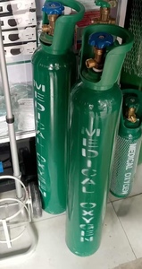 Tanque de Acero Vacío para Oxígeno Medicinal O2 de 4L/5LBS 8L/10LBS 150BAR TPED, Material 37MN, con Recubrimiento de Cromo, Válvula QF-2 y Mango de Plástico - Product Image 2