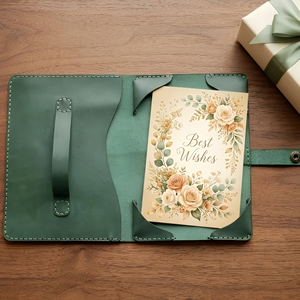 Funda de Cuero Genuino para <span class=keywords><strong>Kindle</strong></span>, Cubierta Personalizada Vintage para Ebook con Correa de Mano para <span class=keywords><strong>Kindle</strong></span> Colorsoft 2024 7 <span class=keywords><strong>Pulgadas</strong></span> <span class=keywords><strong>Paperwhite</strong></span> 12ª y 11ª Generación - Product Image 4