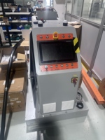 Machine de palettisation robotisée entièrement automatique pour l'empilage de caisses et sacs, avec pince mécanique personnalisée, à commande servo