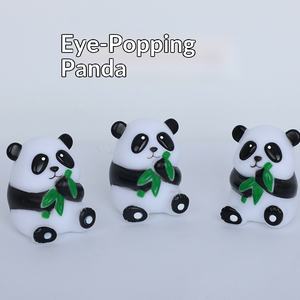 Panda Antistress con Occhi Salienti - Giocattolo da Spremere a Forma di Cartone Animato per Alleviare l'Attrito, Divertente Scherzo e Gioco Sensoriale Antistress - Product Image 4