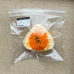 ของเล่นบีบลดความเครียดรูปทรงเกาลัดทำจากซิลิโคน เหมาะสำหรับทุกวัย ใช้เป็นของขวัญได้ - Product Image 3