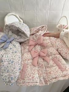 Veste pour enfants Ins Fashion Winter Warmth avec fleurs et ruban-Manteau en duvet épais pour bébé pour femmes - Product Image 6