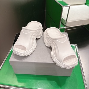 Ladies Slippers High Quality Luxury Designer Women Summer Stylish Casual Slip-On White Heightening Light Weight Platform Slides - Product Image 2