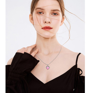 Collar de Plata de Ley 925 con Corazón de Delfín y Piedra Rosa para Niñas, Disponible en Existencia - Product Image 5