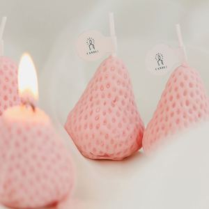 4PCS Bougies aromatiques décoratives à la fraise, cire d'abeille blanche parfumée à la main pour anniversaire mariage vacances nouvel an décoration de la maison - Product Image 6