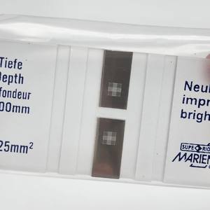 Chambre de comptage des cellules sanguines jetable MARIENFELD pour usage en laboratoire et en milieu hospitalier avec ligne lumineuse - Product Image 3