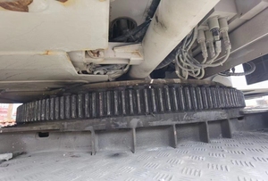 Grue sur camion d'occasion Zoomlion 130 tonnes, modèle ZTC130L8, avec flèche de 85 m, moteur Weichai, pompe et composants essentiels (moteur et boîte de vitesses) - Product Image 4