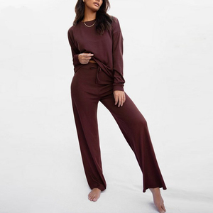 <span class=keywords><strong>2022</strong></span> nouveauté en gros moins cher couleur unie haut et pantalon large pyjamas décontracté doux deux pièces ensemble vêtements de détente - Product Image 4