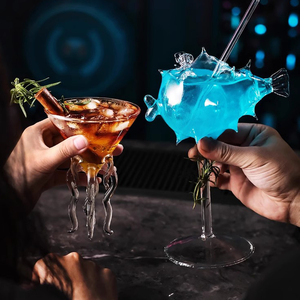 <span class=keywords><strong>Copa</strong></span> <span class=keywords><strong>de</strong></span> Cóctel Irregular Soplada a Mano para Restaurante, Copas <span class=keywords><strong>de</strong></span> Cóctel <span class=keywords><strong>de</strong></span> Forma Creativa, <span class=keywords><strong>Copa</strong></span> <span class=keywords><strong>de</strong></span> Vino Única para Bar - Product Image 3
