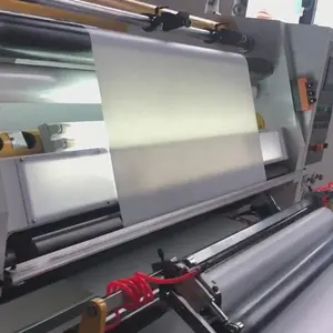 स्वचालित हाई स्पीड प्रिंटिंग प्लास्टिक फिल्म रिवाइंड मशीन फैक्ट्री का निरीक्षण