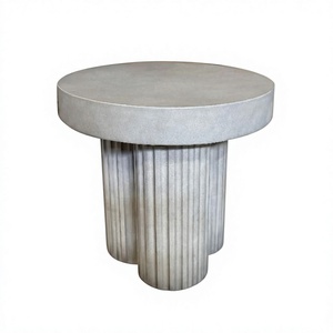 Table d'appoint en béton au design cannelé trèfle moderne, minimaliste pour salle à manger, appartement, hôtel, villa, bureau, immeuble - Product Image 4
