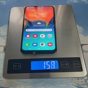 ใช้ Sumsung <span class=keywords><strong>Galaxy</strong></span> A30 พร้อมการเชื่อมต่อโทรศัพท์มือถือ GSM และ LTE รวม CDMA - Product Image 5