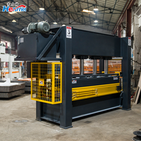 Presse à chaud 120T pour le laminage du bois, idéale pour les panneaux granulaires de meubles, les portes en bois, le bois multicouche et les panneaux alvéolaires en aluminium