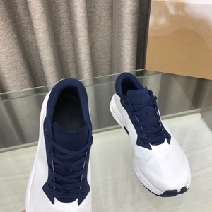 Chaussures de sport de marche rétro de luxe de haute qualité avec semelles épaisses et amorties et un design léger avec logo de marque - Product Image 3