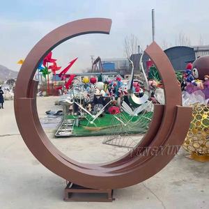 Scultura geometrica in <span class=keywords><strong>acciaio</strong></span> inossidabile con cerchio in metallo scultura ricciolo in <span class=keywords><strong>acciaio</strong></span> inossidabile di colore arrugginito - Product Image 2