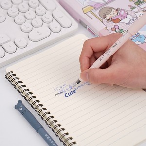 <span class=keywords><strong>Stylo</strong></span> effaçable <span class=keywords><strong>thermosensible</strong></span> en plastique, motif petit ours, bleu/noir, style dessin animé, idéal pour le bureau et l'école – Meilleures ventes - Product Image 3
