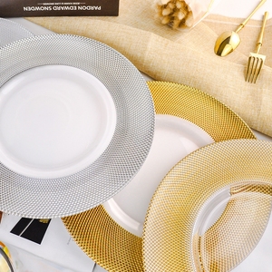 Assiette de service ronde élégante en verre électroplaqué or pour réceptions de mariage et événements - Product Image 4