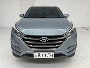 Personalización Interior, <span class=keywords><strong>Precio</strong></span> Bajo en China 2015, para <span class=keywords><strong>Tucson</strong></span> Turbo, Cuero, R18, Automático, Volante a la Izquierda, 5 Asientos, SUV, <span class=keywords><strong>Gasolina</strong></span>, Auto Usado, Pekín - Product Image 2
