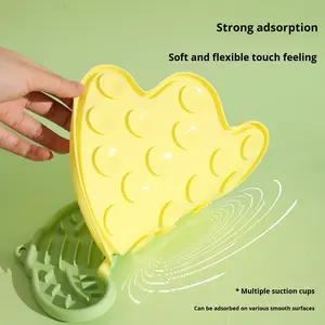 แผ่นรองเลียสำหรับสุนัขอเนกประสงค์ รุ่น Wangmiao Tulip Series พร้อมซิลิโคนป้องกันการสำลัก ช่วยให้กินช้าลง - Product Image 4