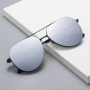 <span class=keywords><strong>Gafas</strong></span> de <span class=keywords><strong>sol</strong></span> de lujo <span class=keywords><strong>para</strong></span> hombre, lentes de <span class=keywords><strong>sol</strong></span> polarizadas personalizadas, modernas, <span class=keywords><strong>para</strong></span> conductores, venta al por mayor - Product Image 2