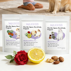 Ceras aromáticas para mascotas OEM/ODM para marcas, formas personalizadas (huellas, huesos), etiqueta privada para el mercado de productos para mascotas - Product Image 1